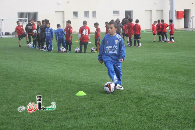  فيديو : الاولاد شكرا عموعادل والرئيس في افتتاح الملعب  تكفيني هذه الابتسامة لأولادنا , ومن اجلها سأعمل المزيد مبروك لبلدي  .. 